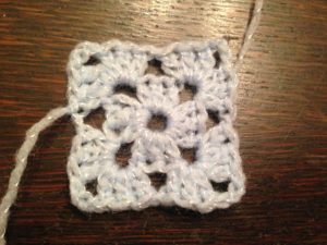 The Granny Square Baby Blanket: Perfect For Crochet Beginners 